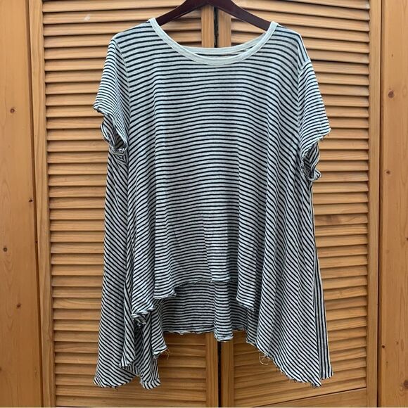 We The Free Oversized Flowy Top XS - Picture 1 of 5